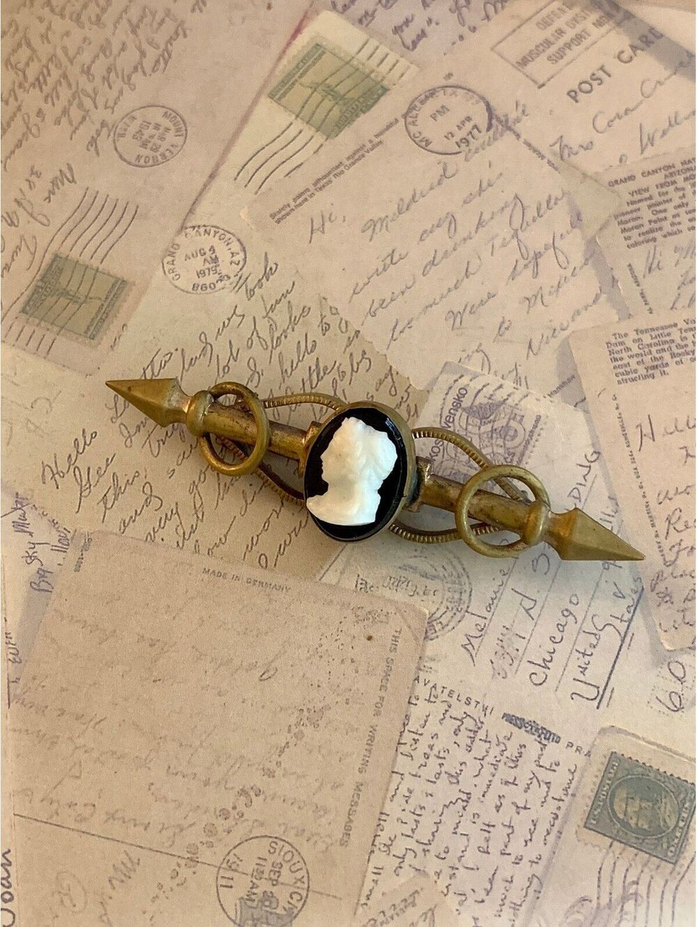 Antique Brass Black and White Cameo Arrow Bar Brooch